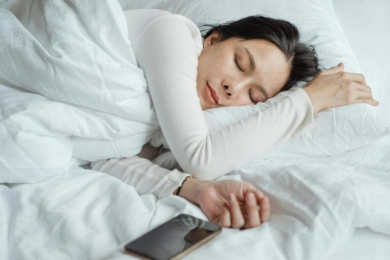 Sleep Well, Live Well: The Importance of  Healthy Sleep Habits